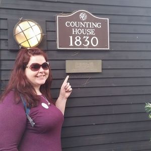 Meet your Posher, Jessica